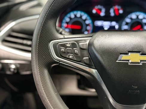 Used 2022 Chevrolet Malibu LT image 18