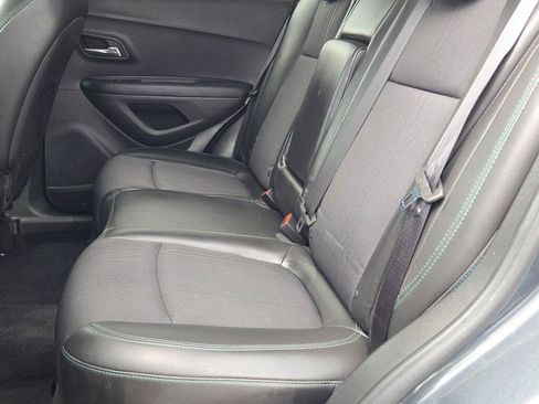 Used 2016 Chevrolet Trax LT w/ LT Convenience Package FWD image 15