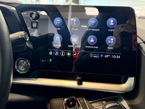 Used 2023 Chevrolet Corvette Stingray Coupe w/ 1LT image 15