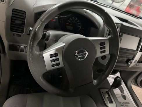 Used 2020 Nissan Frontier S image 16