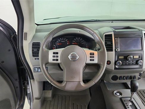 Used 2021 Nissan Frontier SV image 18