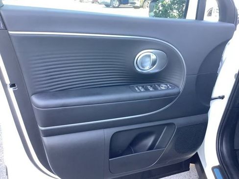 New 2026 Hyundai Ioniq 9 SEL image 14