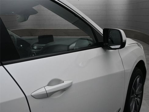 Used 2024 Acura RDX SH-AWD w/ Technology Package image 15