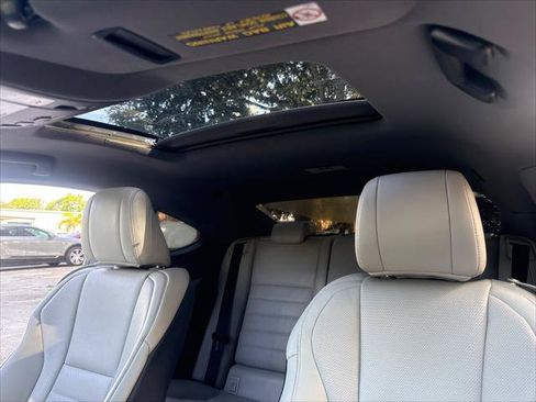 Used 2015 Lexus RC 350 w/ Luxury Package RWD image 17