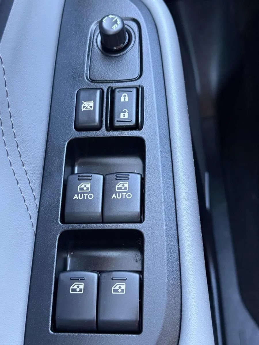 Used 2018 Subaru Outback 2.5i Limited AWD/4WD image 31