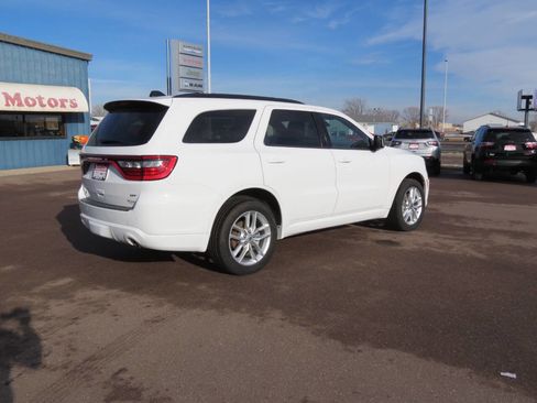 Used 2024 Dodge Durango GT image 4