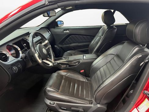 Used 2013 Ford Mustang GT Premium w/ Comfort Pkg image 11