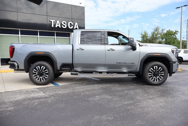 New 2026 GMC Sierra 2500 Denali w/ Denali Reserve Package AWD/4WD image 9