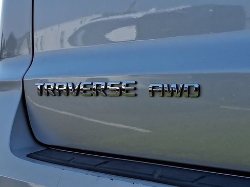 Used 2017 Chevrolet Traverse LS AWD/4WD image 5