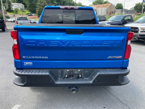 Used 2022 Chevrolet Silverado 1500 ZR2 w/ Technology Package image 5
