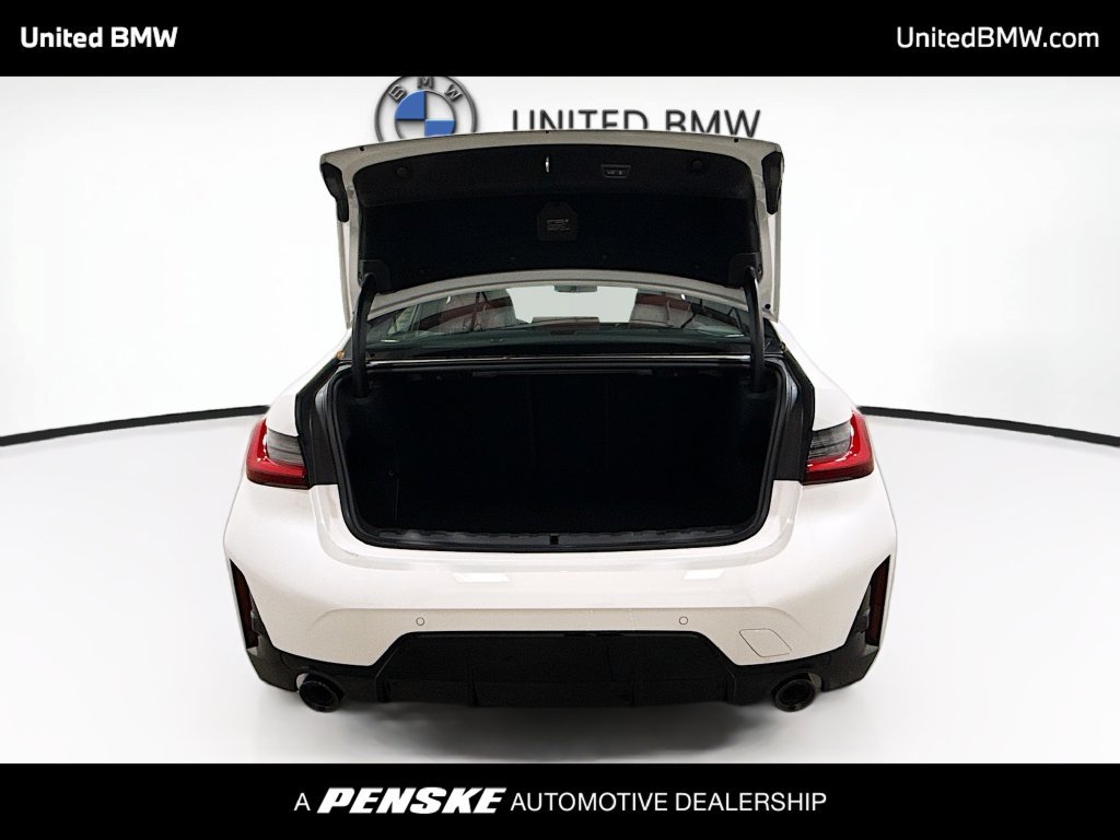 Used 2026 BMW 330i Sedan w/ M Sport Package RWD image 14