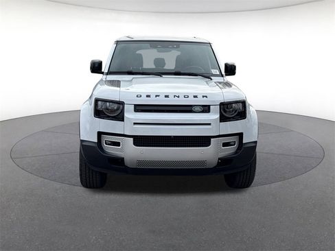 Used 2023 Land Rover Defender 110 S image 8