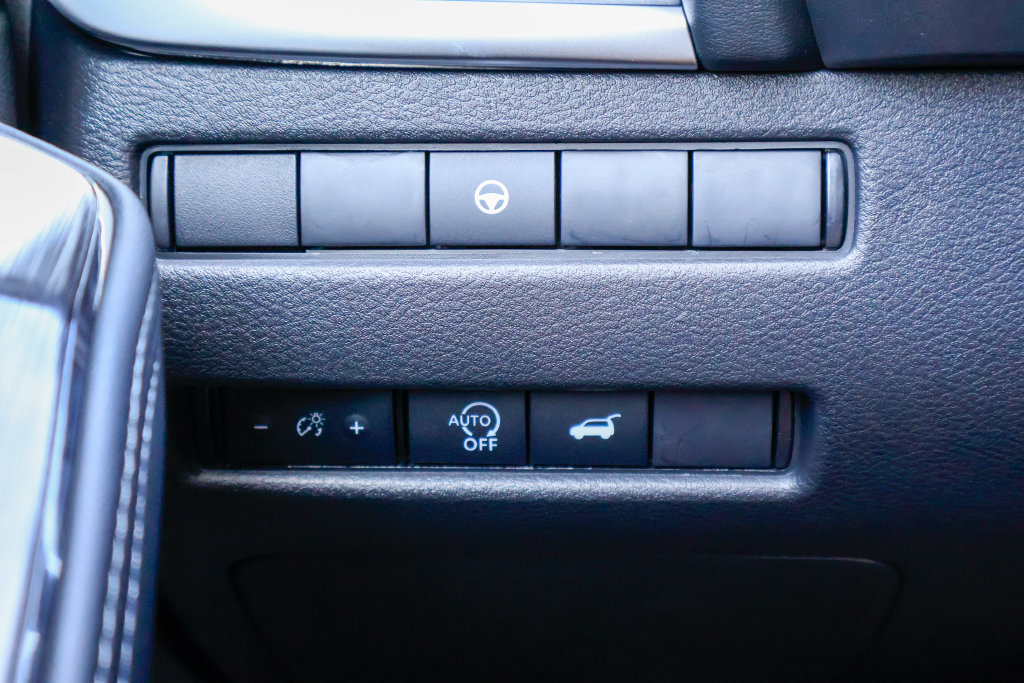 New 2026 Nissan Rogue SV FWD image 15