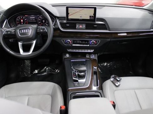 Used 2018 Audi Q5 2.0T Premium AWD/4WD image 2
