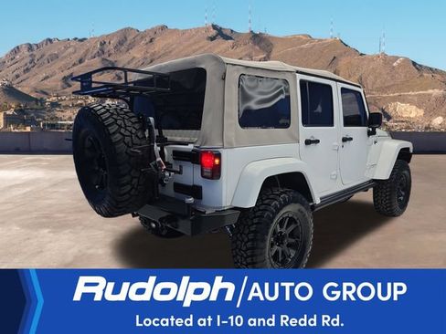 Used 2008 Jeep Wrangler Unlimited Rubicon w/ Dual Top Group AWD/4WD image 5