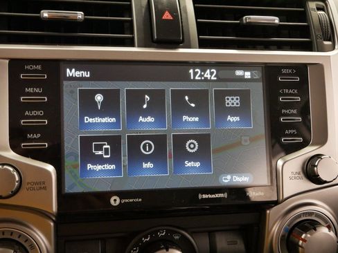 Used 2020 Toyota 4Runner SR5 Premium image 31