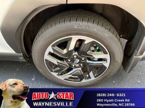 Used 2025 Subaru Forester Limited AWD/4WD image 31