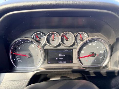 Used 2020 Chevrolet Silverado 1500 LT AWD/4WD image 20