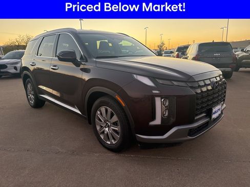 Certified 2023 Hyundai Palisade SEL image 3