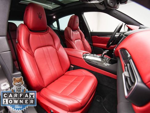 Used 2020 Maserati Levante S GranSport image 17