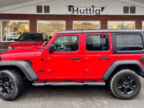 Used 2022 Jeep Wrangler Unlimited Sport AWD/4WD image 2