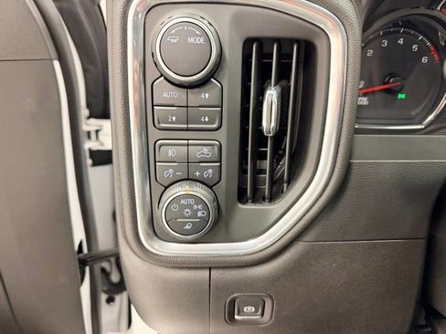 Certified 2022 Chevrolet Silverado 1500 LTZ w/ LTZ Premium Package image 19