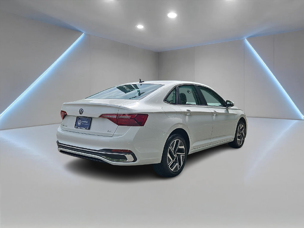 Certified 2023 Volkswagen Jetta SEL FWD image 5