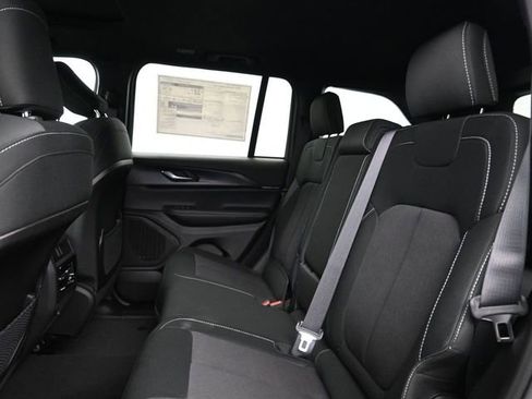 New 2026 Jeep Grand Cherokee Laredo X image 17