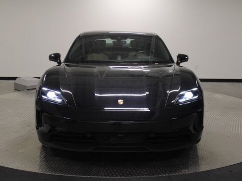 Certified 2025 Porsche Taycan image 9