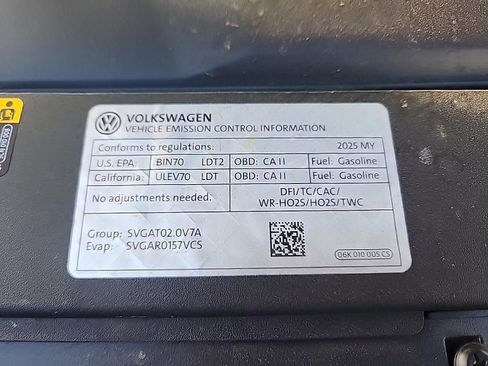 Certified 2025 Volkswagen Atlas SEL image 17