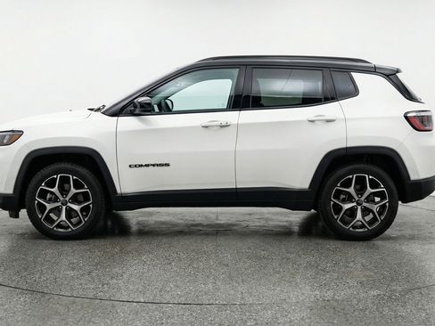 Used 2025 Jeep Compass Limited AWD/4WD image 5