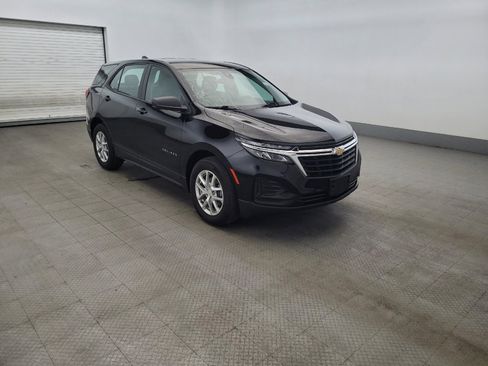 Used 2024 Chevrolet Equinox LS FWD image 13