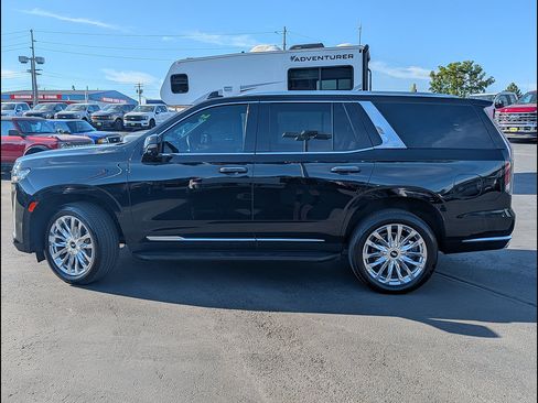 Used 2023 Cadillac Escalade Premium Luxury AWD/4WD image 8