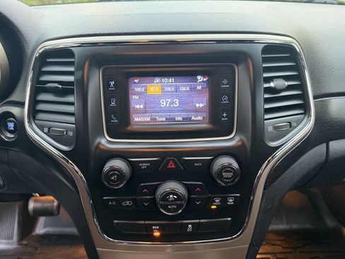 Used 2014 Jeep Grand Cherokee Laredo w/ Quick Order Package 23E image 19