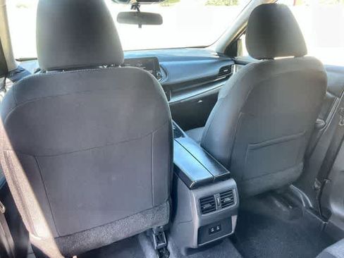 Used 2025 Nissan Rogue SV AWD/4WD image 13