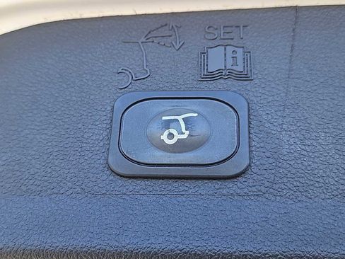 Used 2018 Ford Escape SEL AWD/4WD image 21