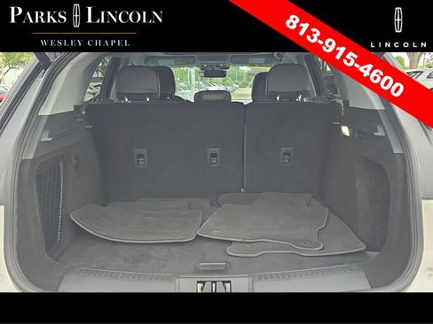 Certified 2022 Lincoln Corsair Reserve w/ Equipment Group 201A AWD/4WD image 8