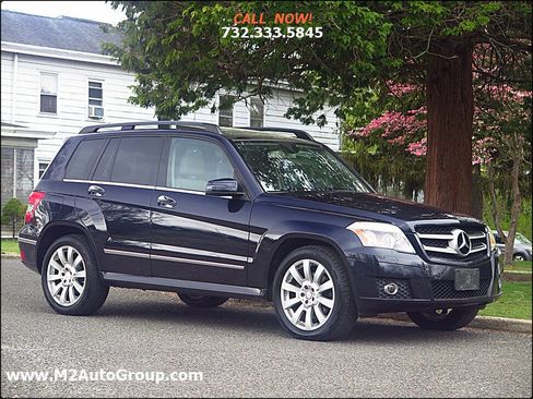 Used 2011 Mercedes-Benz GLK 350 4MATIC image 24
