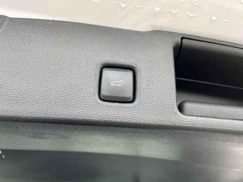 Used 2024 Ford Escape Active w/ Cold Weather Package image 6