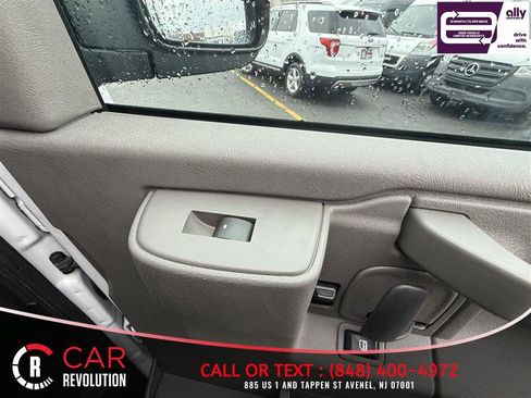 Used 2023 Chevrolet Express 3500 LS image 29
