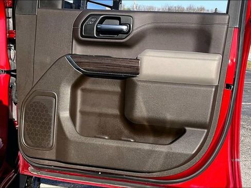 Used 2023 Chevrolet Silverado 2500 LT w/ Convenience Package image 29