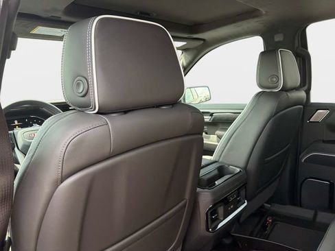 New 2026 GMC Sierra 1500 AT4X AWD/4WD image 13