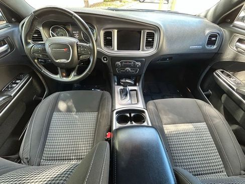 Used 2023 Dodge Charger SXT image 10