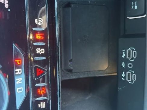 Used 2024 Jeep Wagoneer L Series II w/ Flexible Seating Group image 19