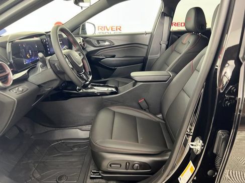 New 2026 Chevrolet Trax RS w/ Driver Confidence Package FWD image 9