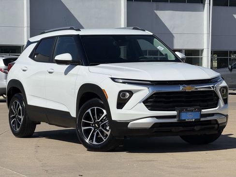 Certified 2025 Chevrolet TrailBlazer LT image 9
