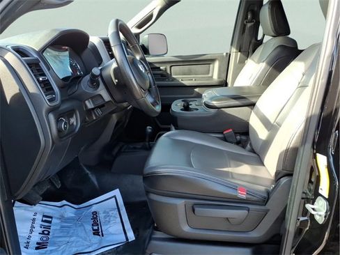 Used 2022 RAM 2500 Tradesman w/ Chrome Appearance Group image 19