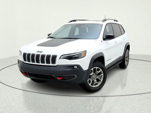 Used 2022 Jeep Cherokee Trailhawk w/ Sun, Sound & Nav Group AWD/4WD image 2