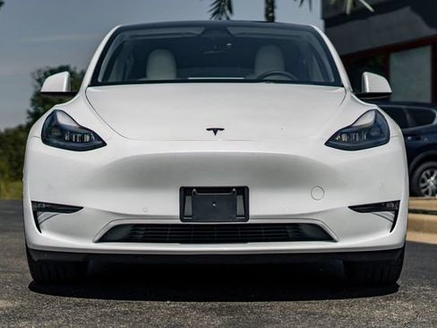 Used 2022 Tesla Model Y Performance AWD/4WD image 8