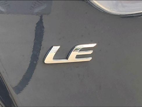 Used 2024 Toyota Corolla LE FWD image 10